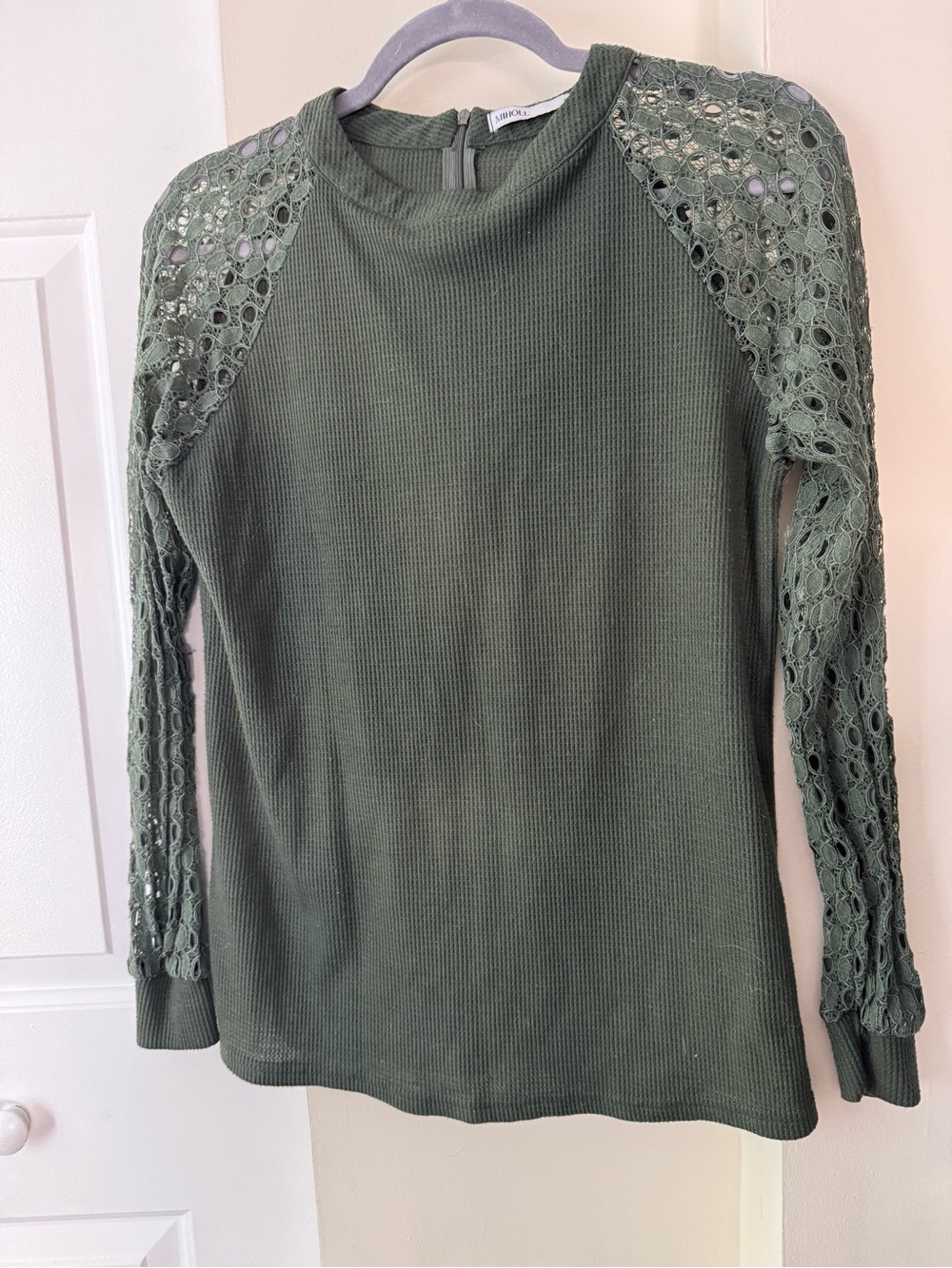 Olive Green Lace-Sleeve Long Sleeve Top